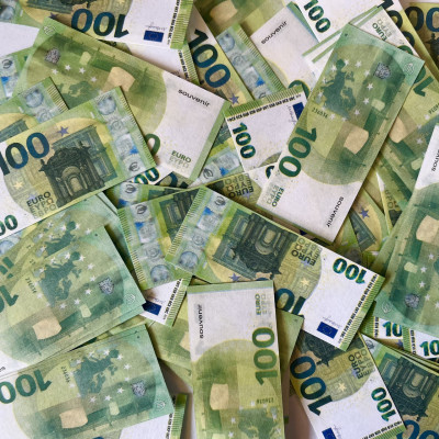 Конфеті євро 25х60 мм, 1000 грамів